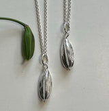 Agapanthus Pendant with chain