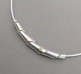 Curled Leaf Neck Wire