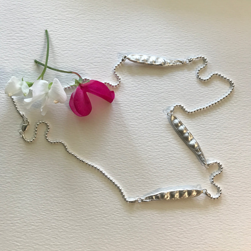 Sweet Pea & Chain Necklace