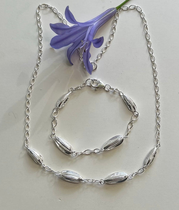 Agapanthus Pod & Chain Necklace