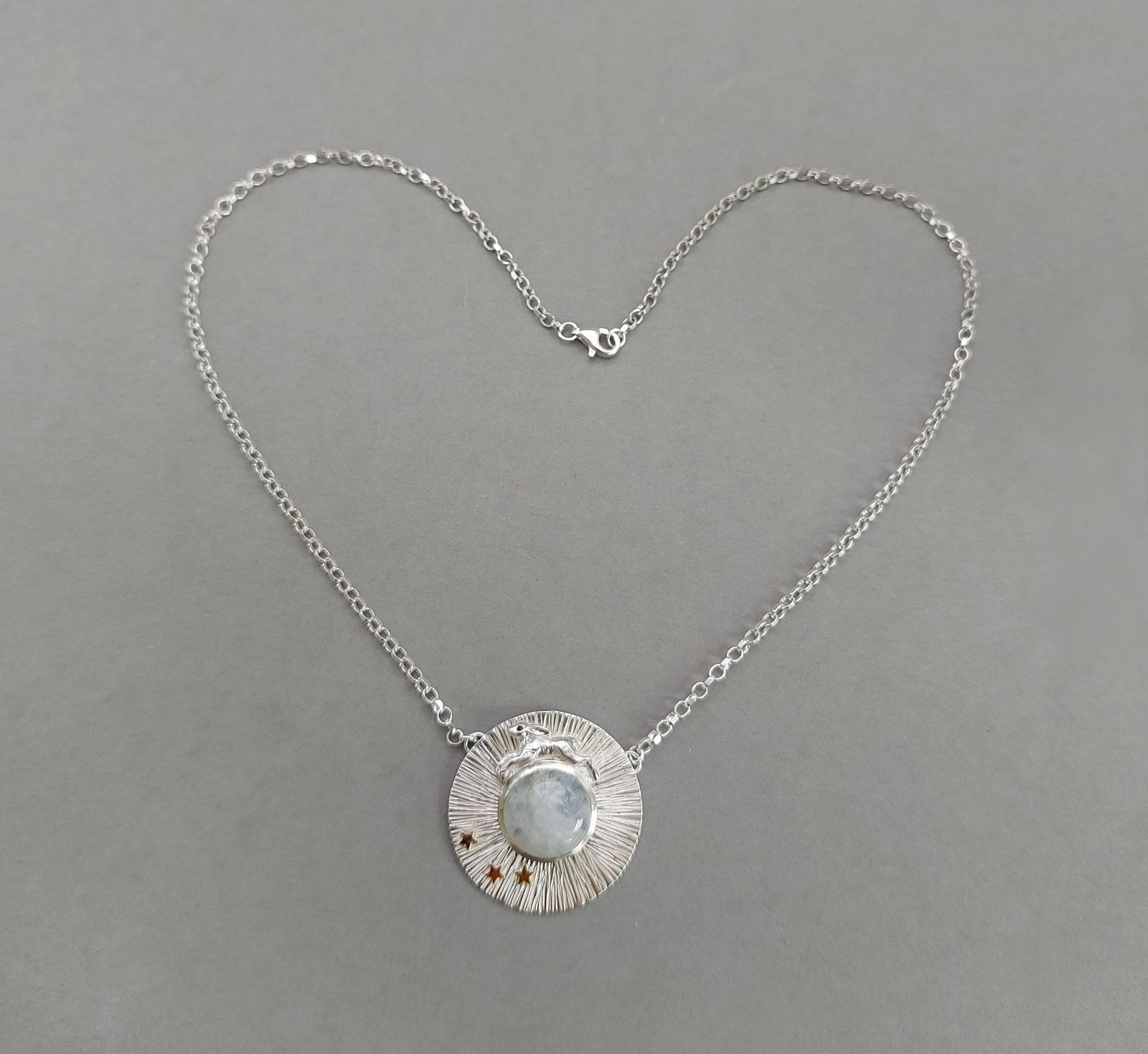 Hare & Moonstone Pendant with chain – Julian Warrender